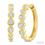 1/4 Ctw Graduated Bezel Set Round Cut Diamond Fashion Hoop Earrings in 14K Yellow Gold