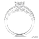 5/8 Ctw Round Cut Diamond Heart Shaped Lovebright Ring in 14K White Gold