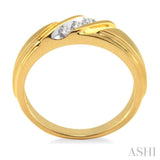 1/8 Ctw Round Cut Diamond Women's Ring in 10K Yellow Gold