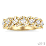 1/2 ctw Split Entwined Top Baguette and Round Cut Diamond Fashion Ring in 14K Yellow Gold